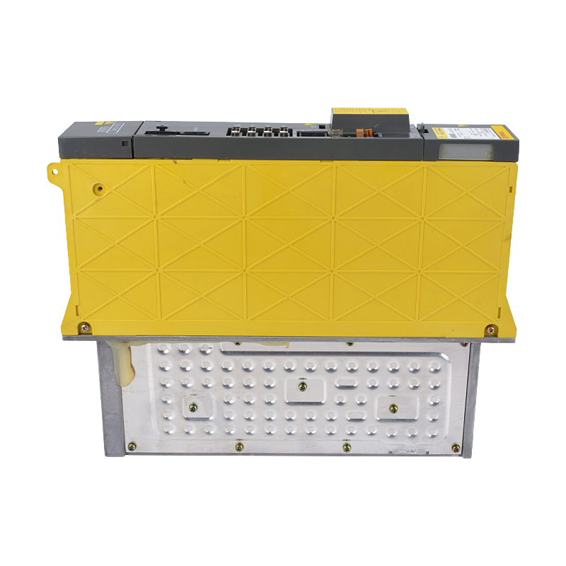 Original new Fanuc Japan A06B-6096-H103 power supply amplifier A06B-6096-H103 unit